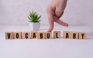 tìm từ đồng nghĩa và trái nghĩa